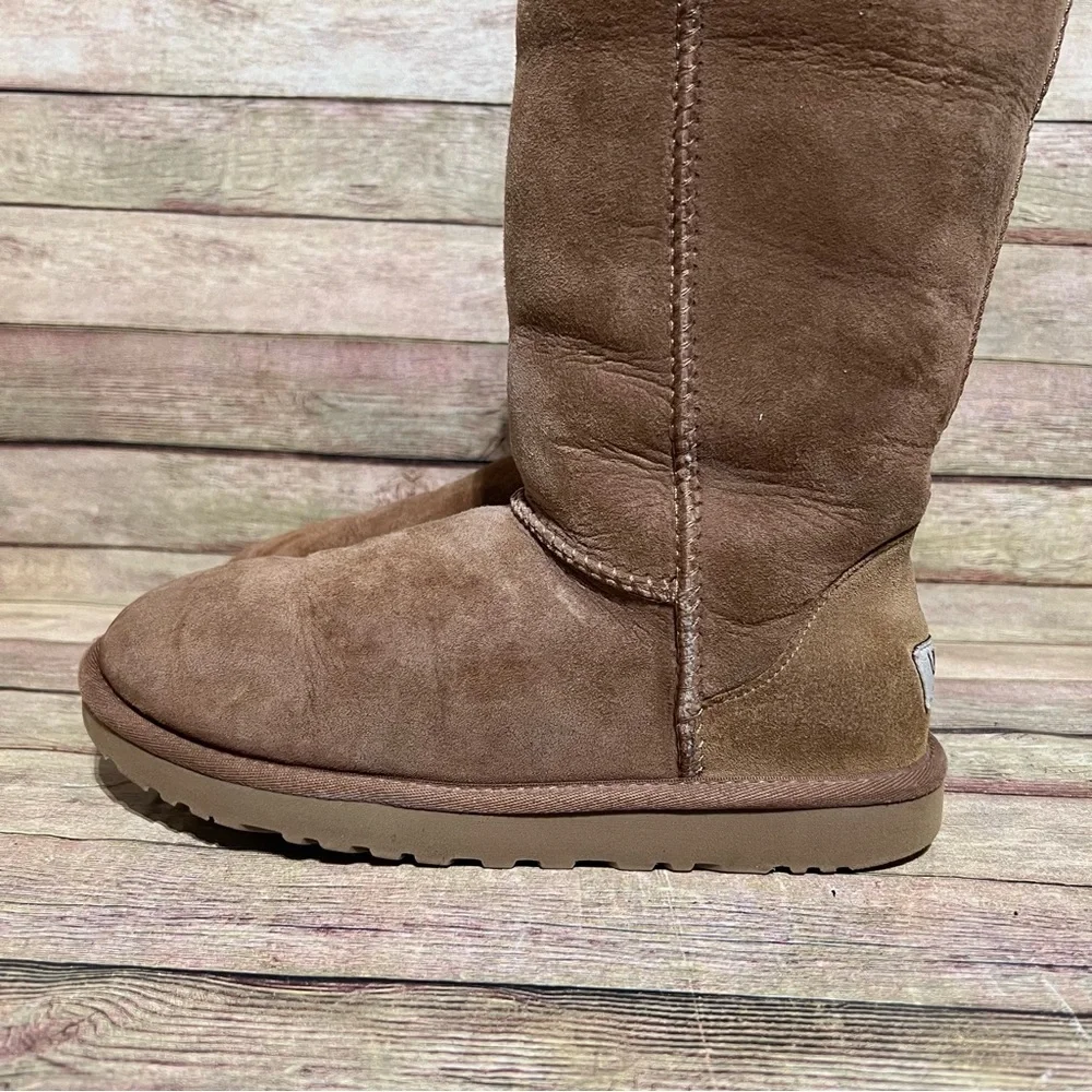 Ugg Brown Classc Tall Boots